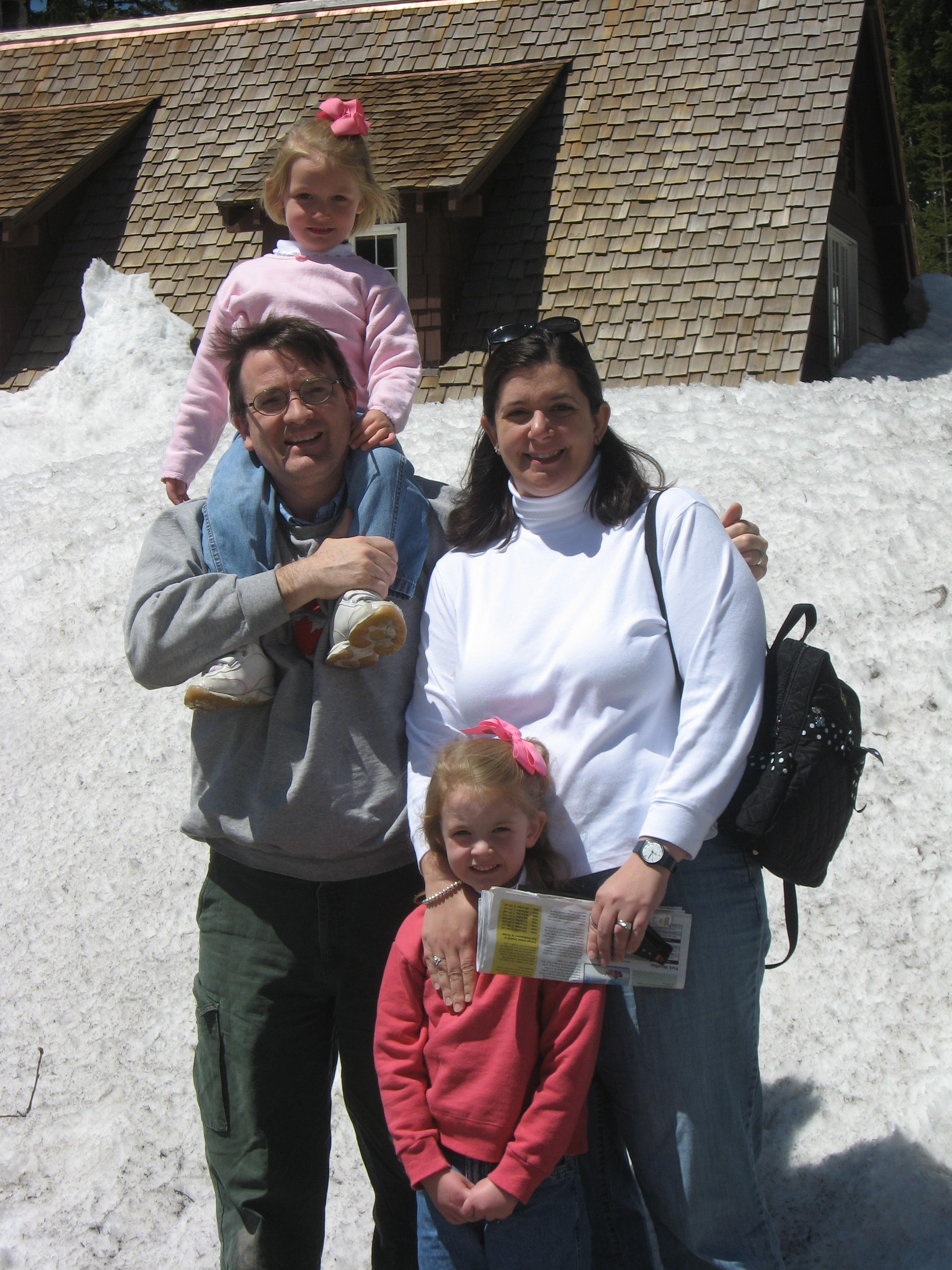 2008_05_12 Crater Lake RBJC at visitor center.jpg